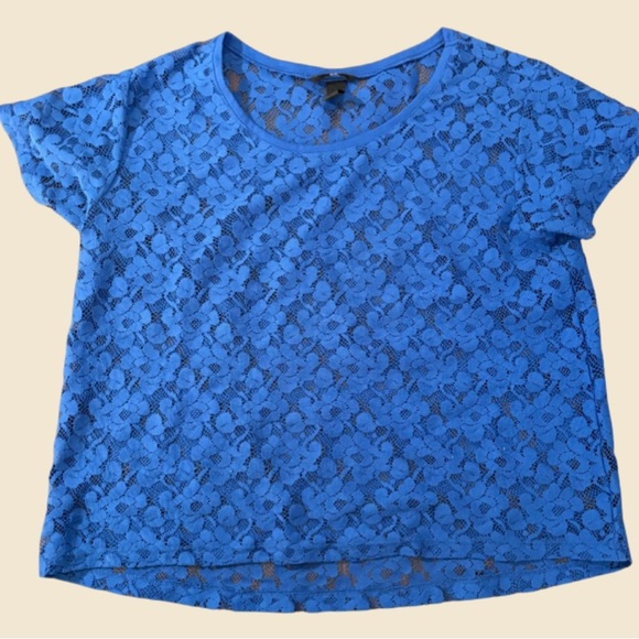 H&M Tops - H&M Vibrant Blue Lace Short Sleeve Top